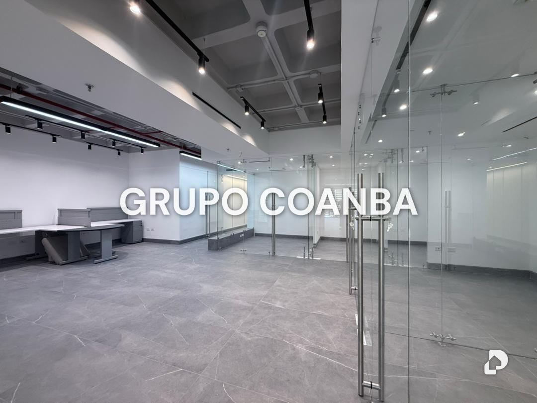 Oficina en Las Mercedes, Caracas – 1