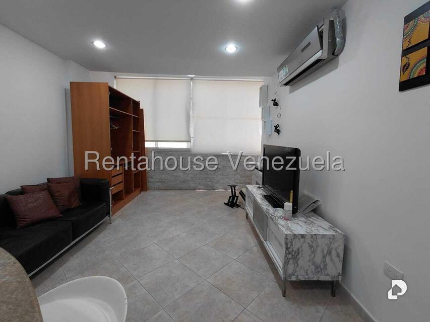 Apartamento en Los Palos Grandes, Caracas – 4