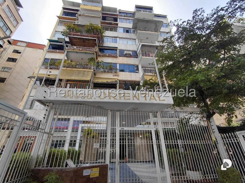 Apartamento en Los Palos Grandes, Caracas – 1