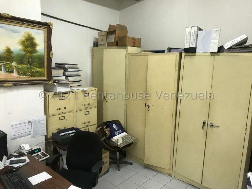 Local comercial en Parroquia La Candelaria, Caracas