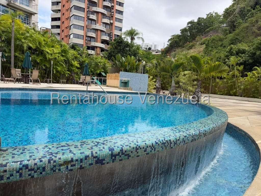 Apartamento en Las Mesetas de Santa Rosa de Lima, Caracas