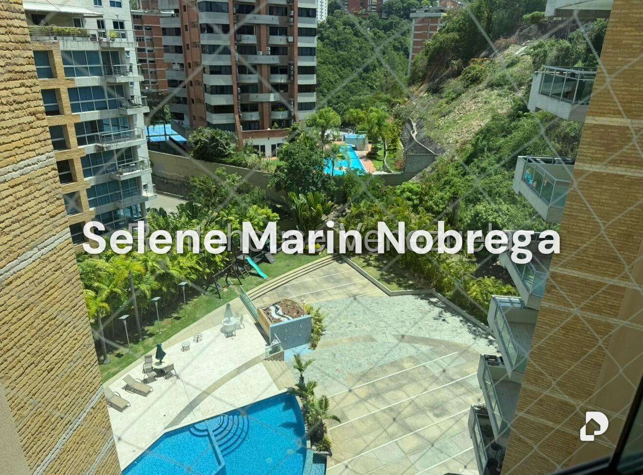 Apartamento en Las Mesetas de Santa Rosa de Lima, Caracas – 13