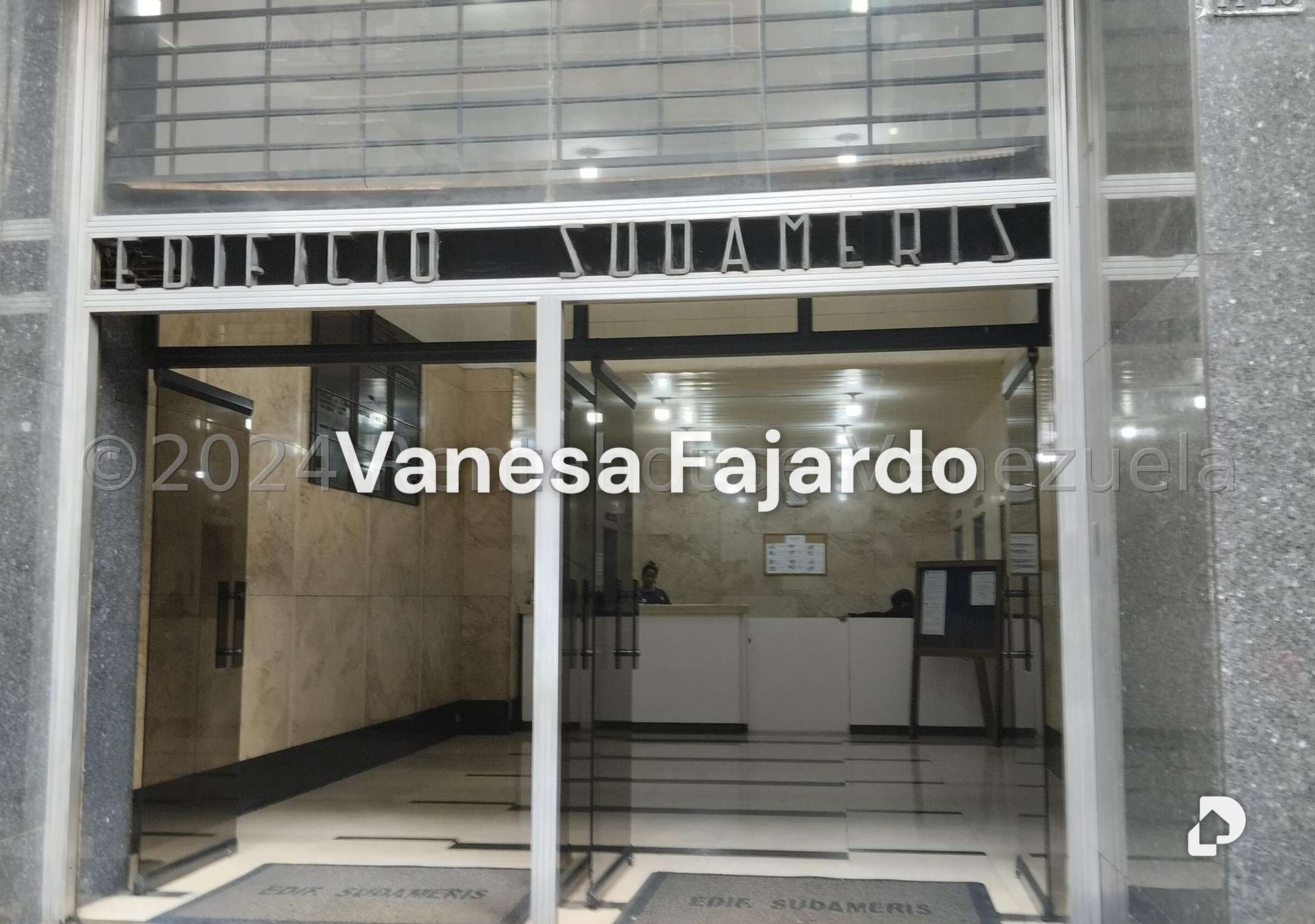 Oficina en Centro, Caracas – 20