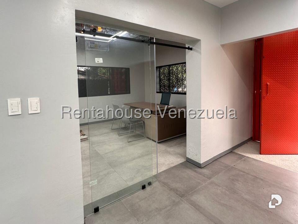 Local comercial en El Paraíso, Caracas – 4