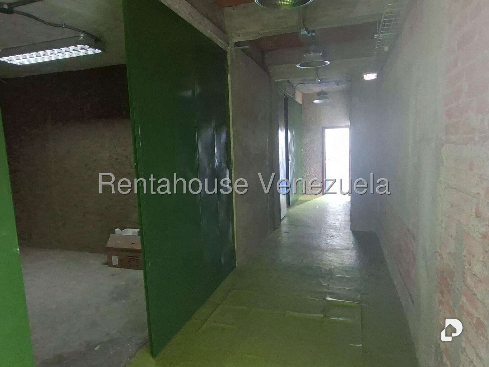 Local comercial en El Paraíso, Caracas – 20