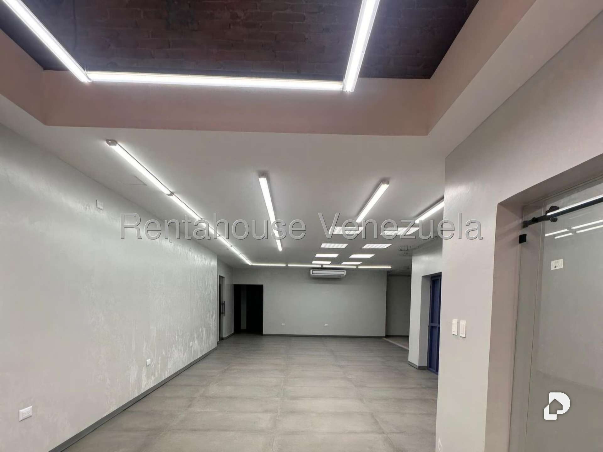 Local comercial en El Paraíso, Caracas – 8