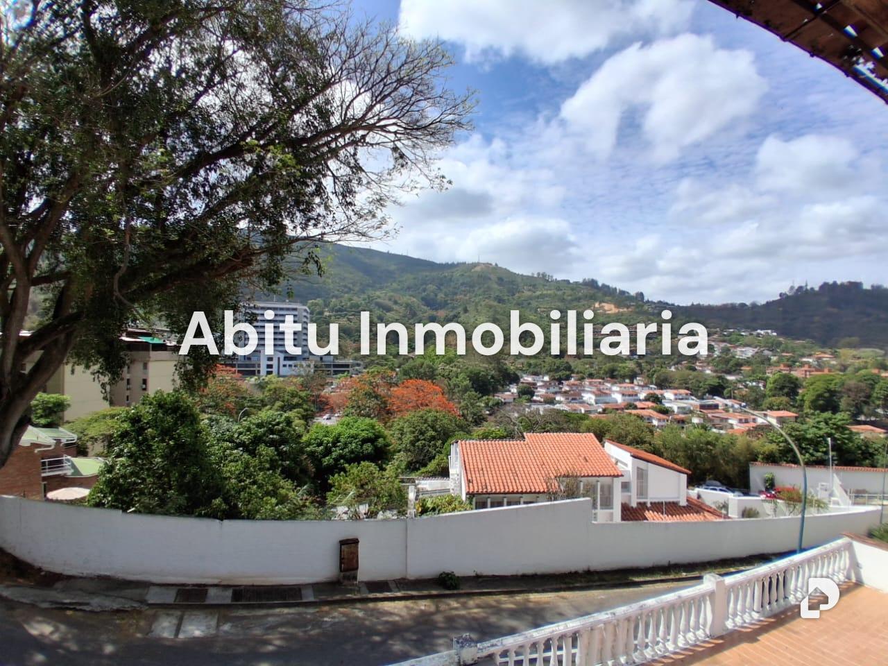 Casa en Las Esmeraldas, Caracas – 3
