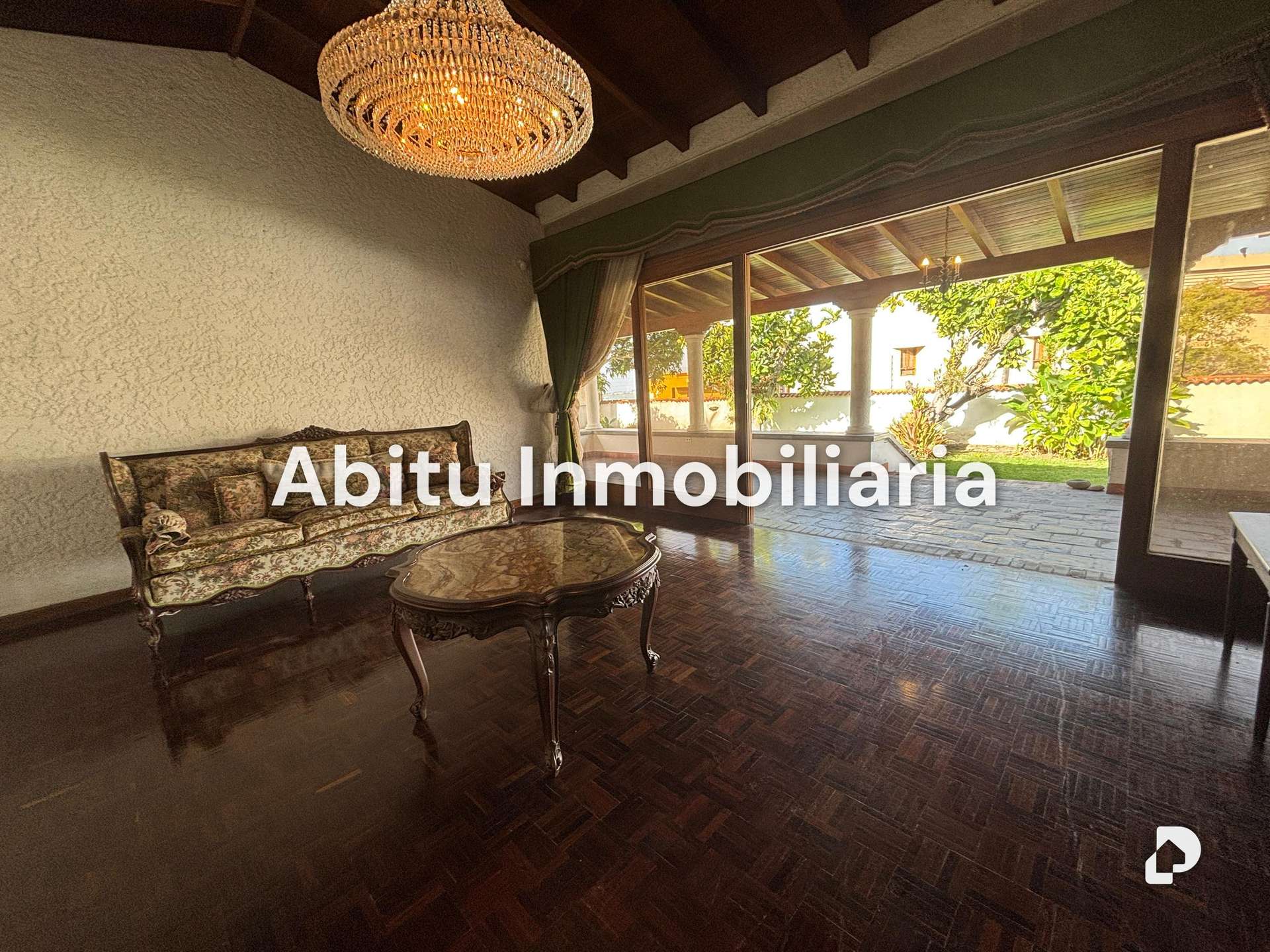 Casa en La Lagunita, Caracas – 8