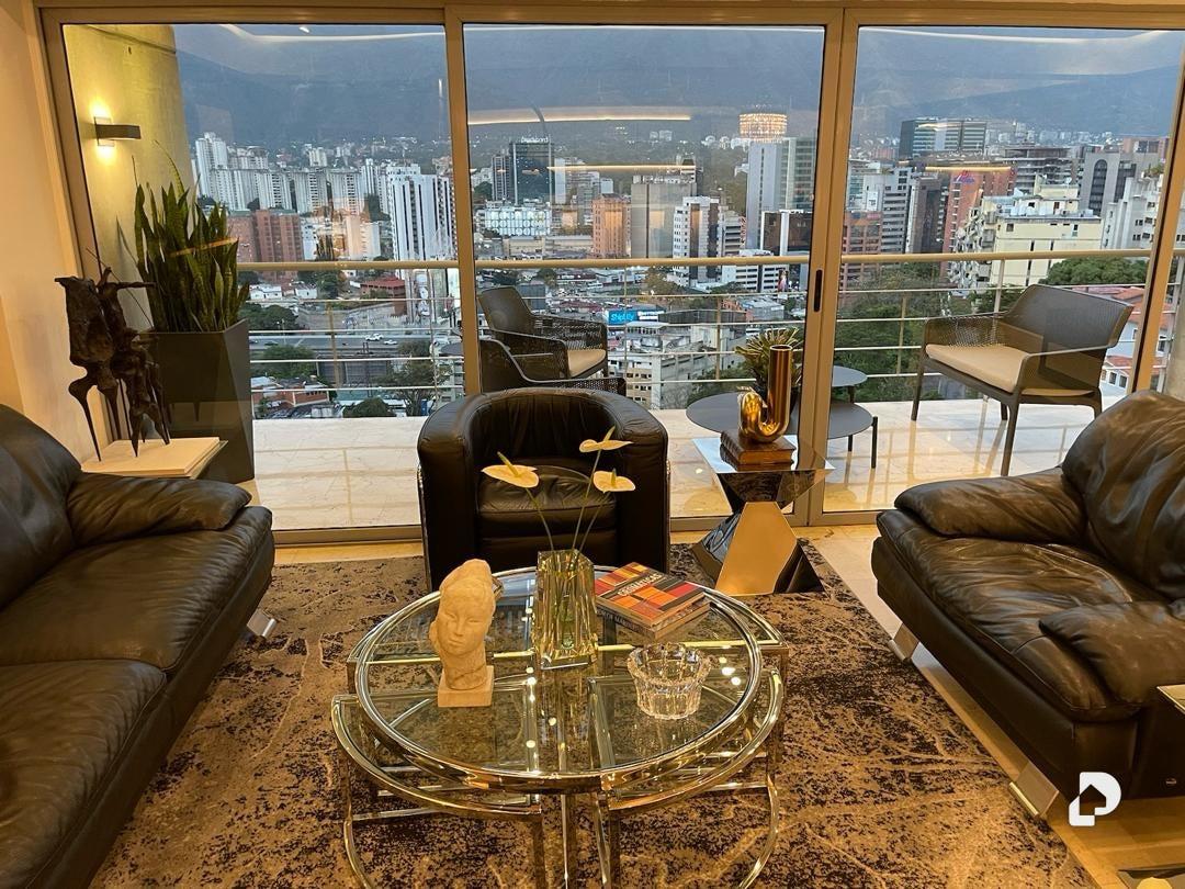 Penthouse en Lomas de Las Mercedes, Caracas – 2