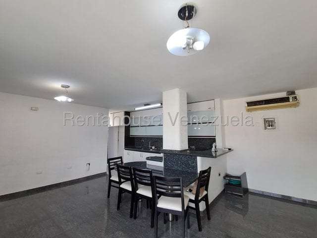 Apartamento en La Granja I, Naguanagua - 1