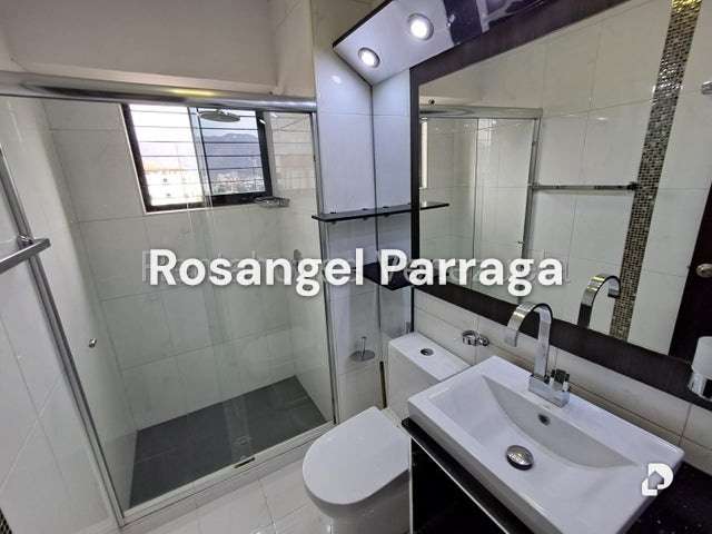 Apartamento en La Granja I, Naguanagua – 11