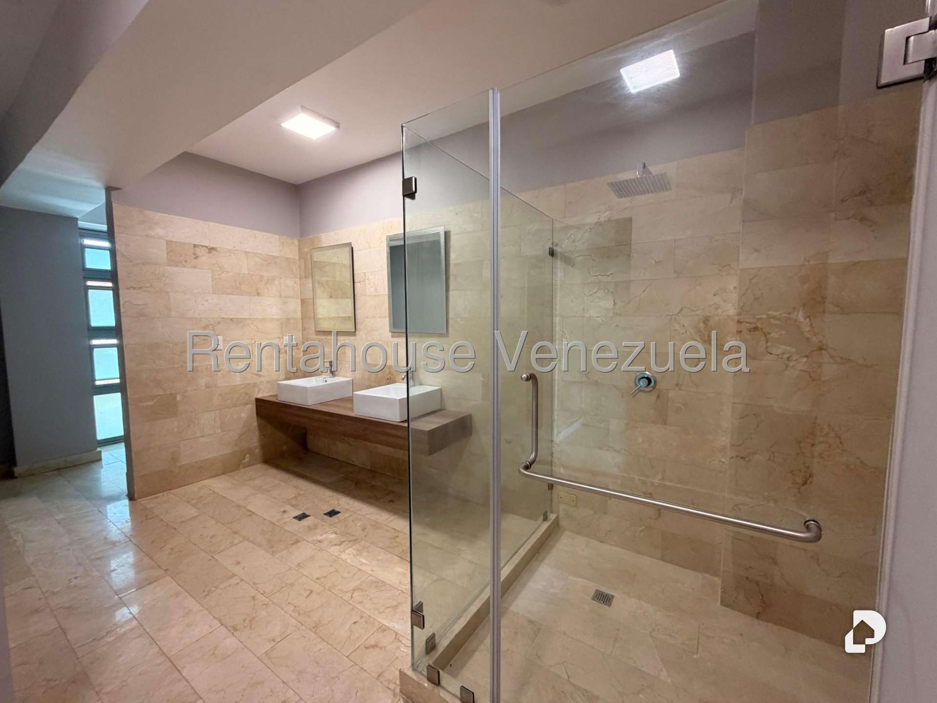 Apartamento en Alto Hatillo, Caracas – 17