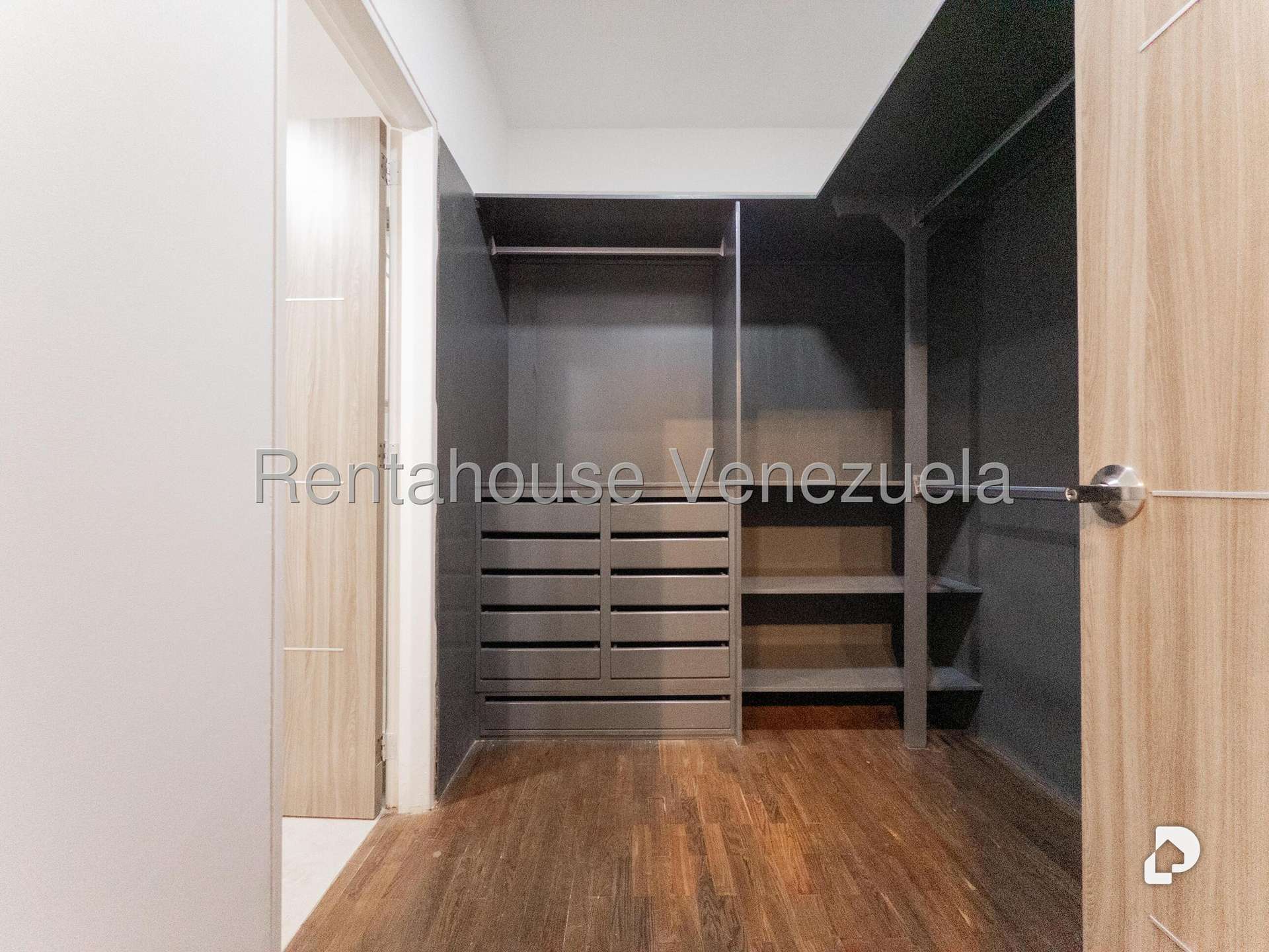 Apartamento en La Castellana, Caracas – 11