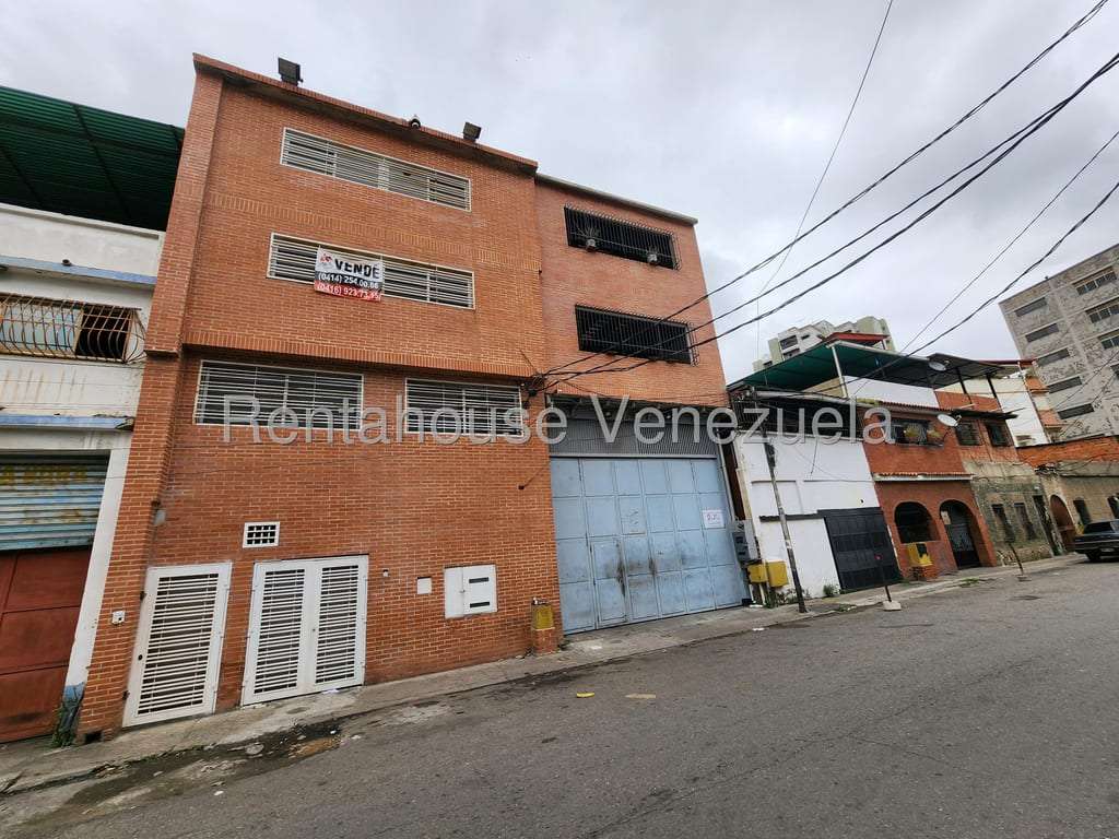 Edificio en Prado de María, Caracas - 1