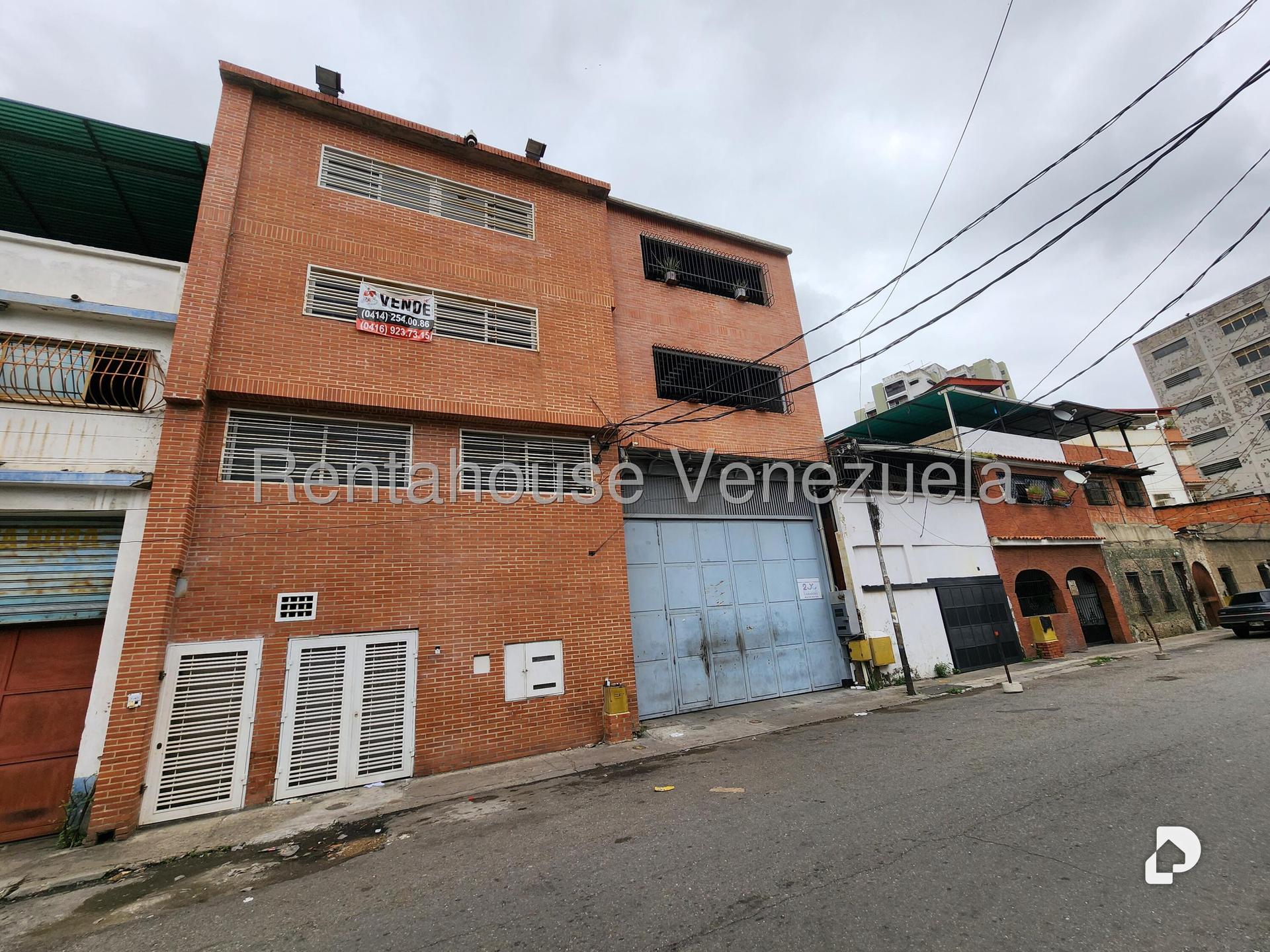 Edificio en Prado de María, Caracas – 1