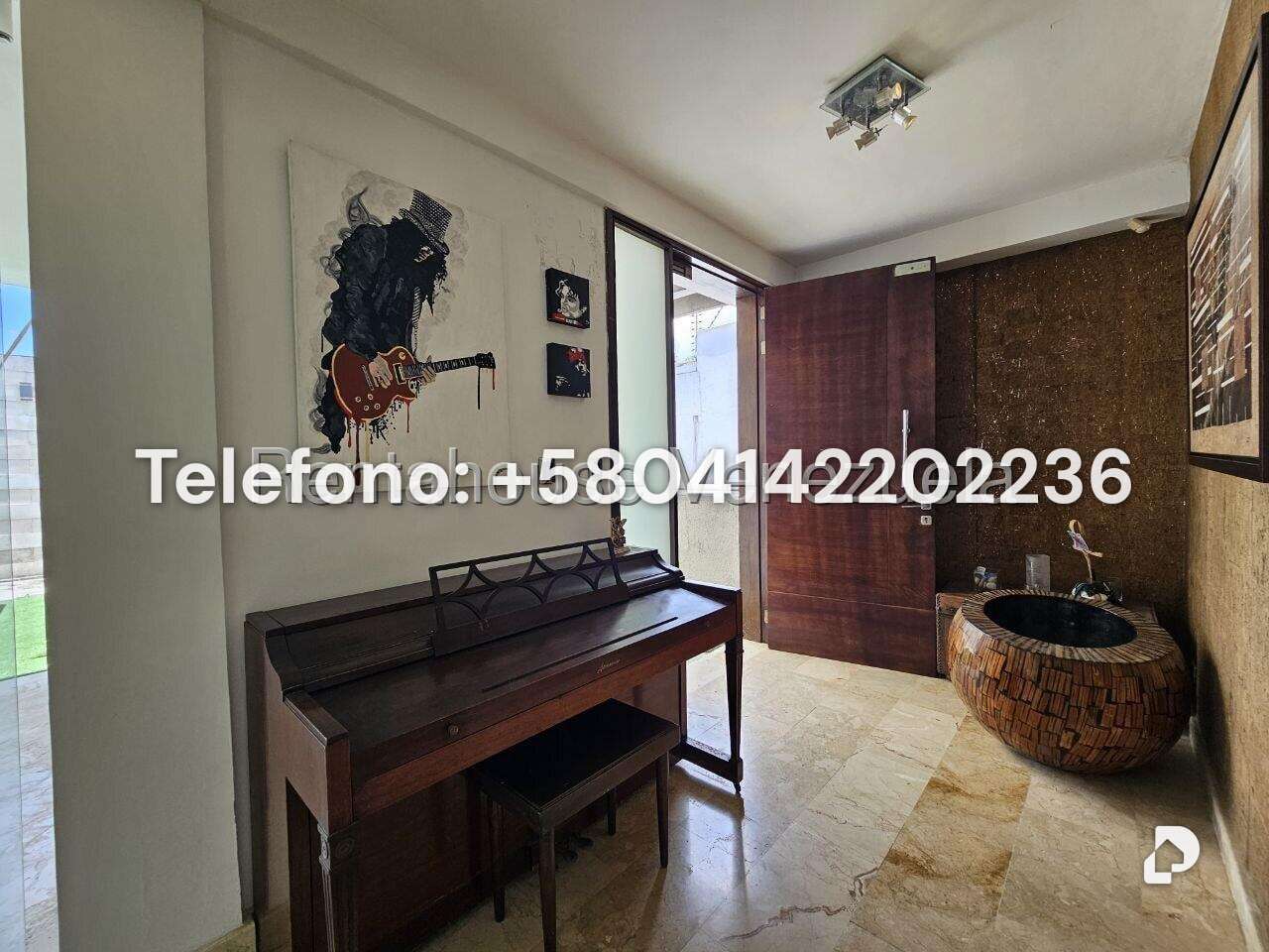 House in Lomas de La Lagunita, Caracas – 22