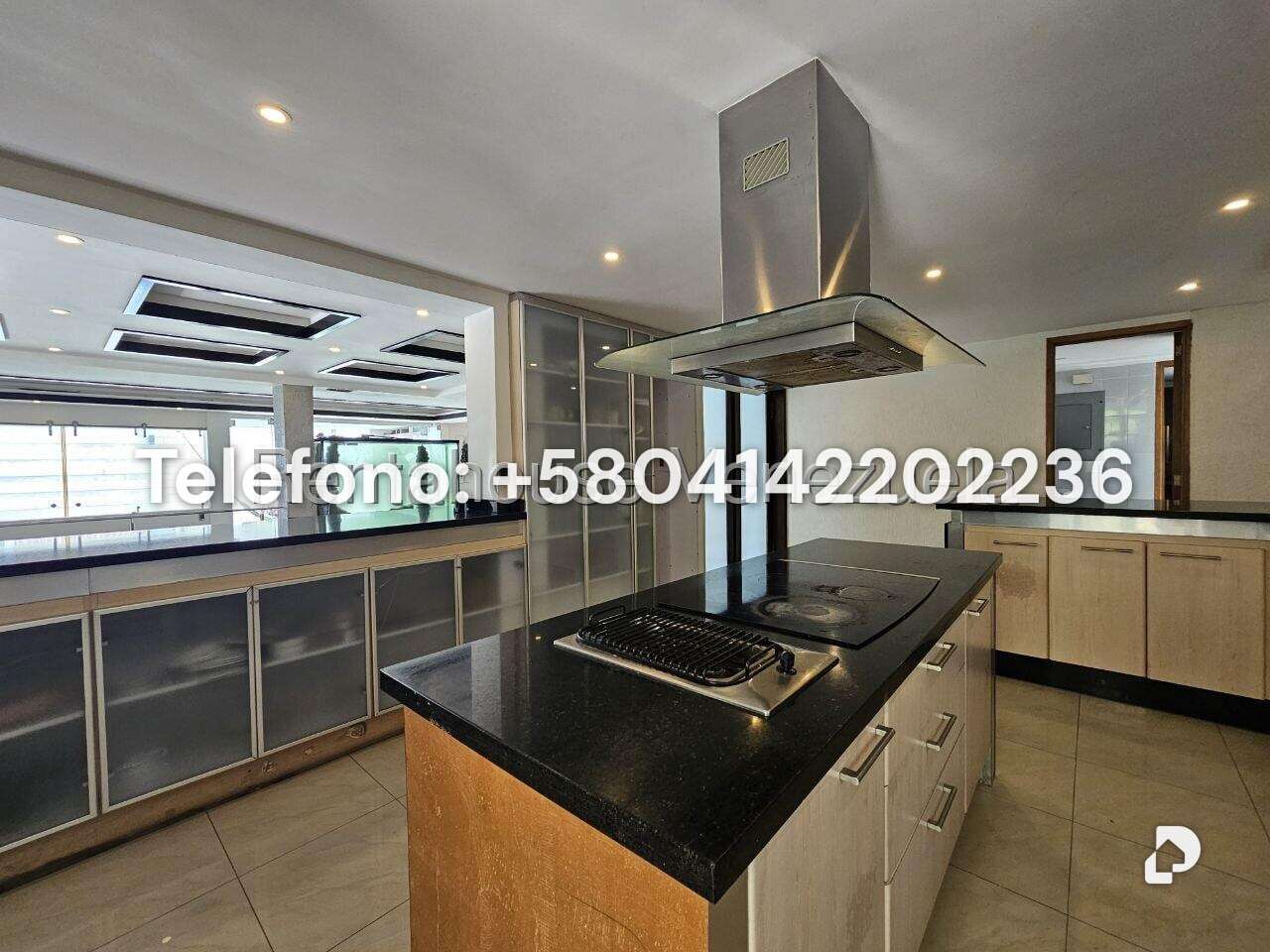House in Lomas de La Lagunita, Caracas – 42