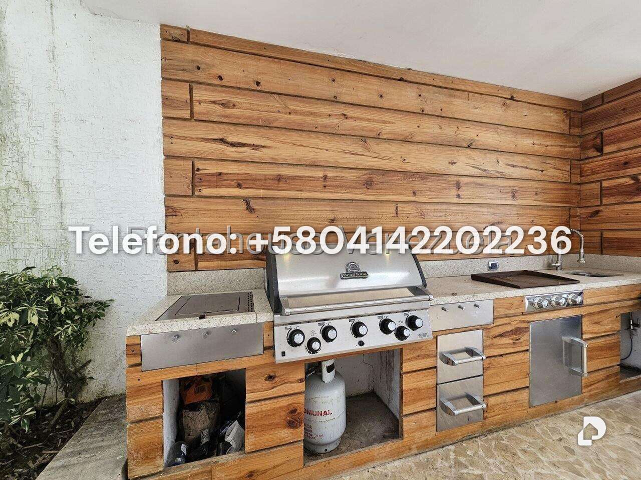 House in Lomas de La Lagunita, Caracas – 19