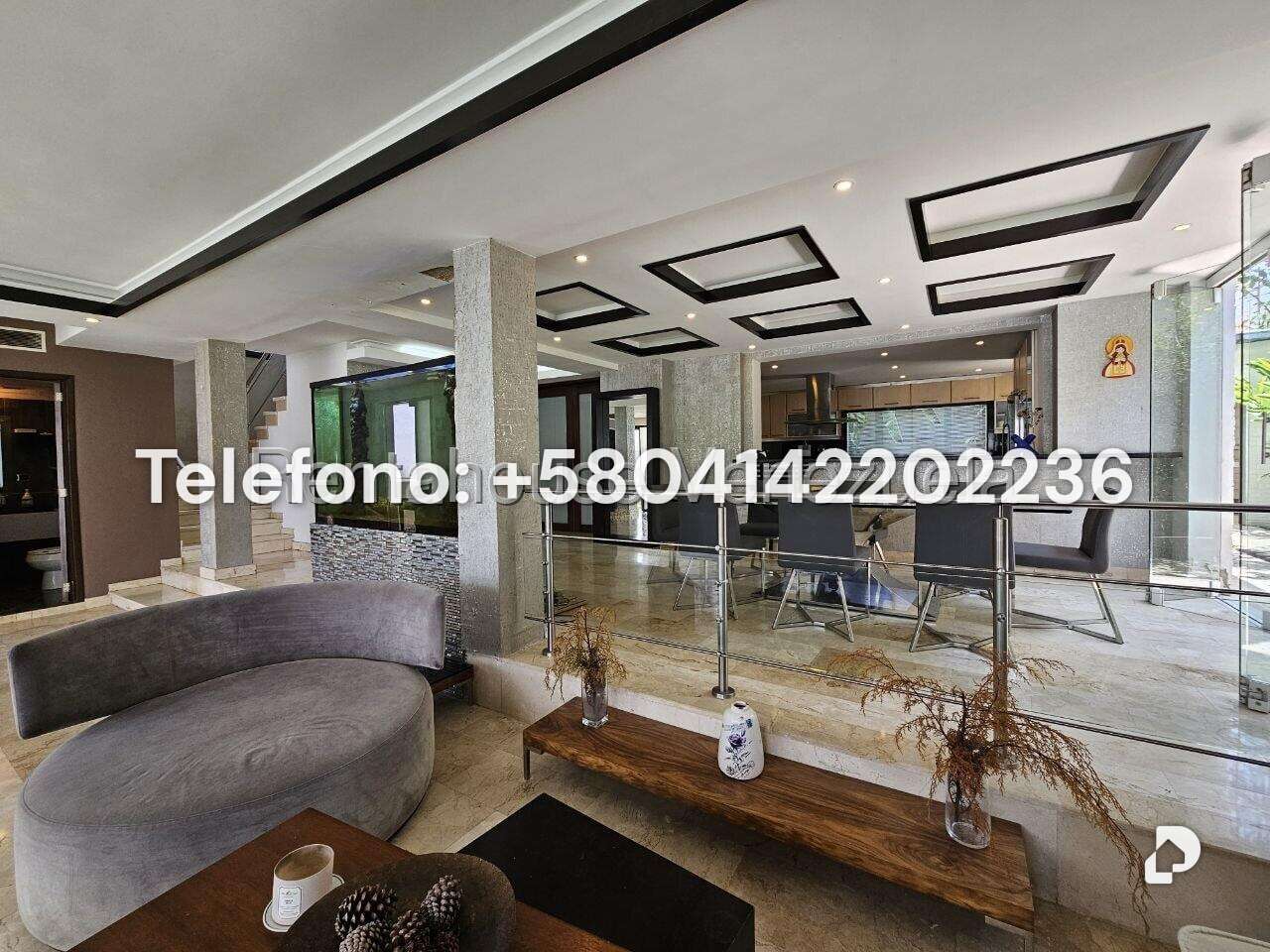House in Lomas de La Lagunita, Caracas – 25