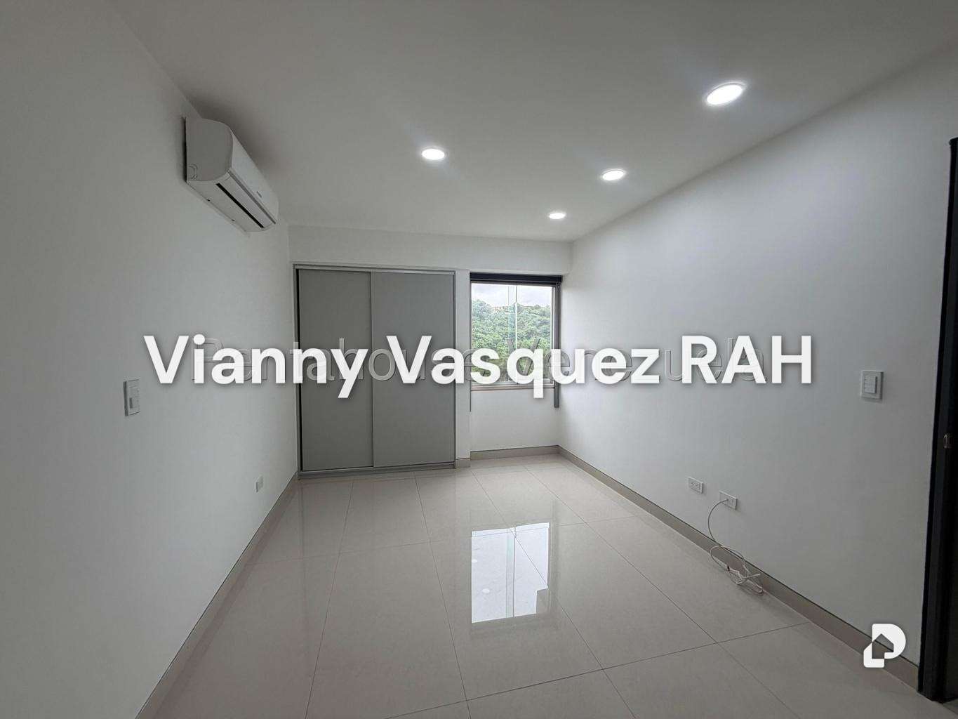 Apartamento en Los Samanes, Caracas – 12