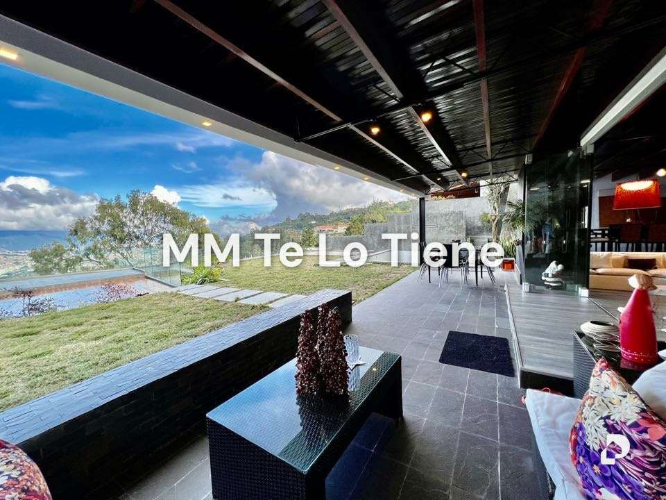 Casa en Alto Hatillo, Caracas – 24