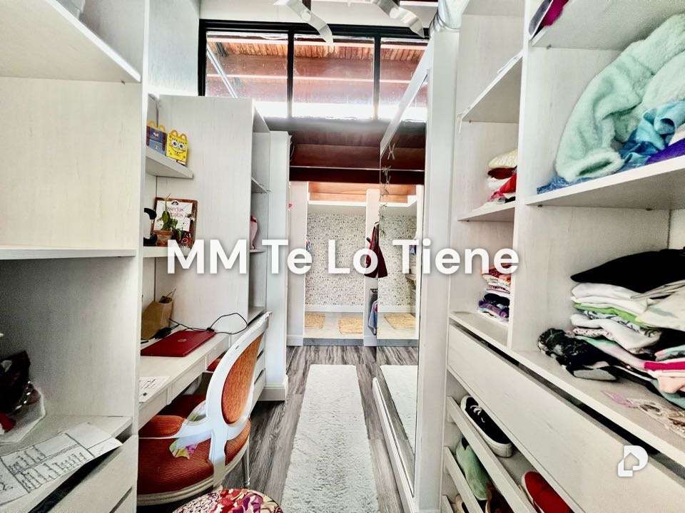 Casa en Alto Hatillo, Caracas – 25