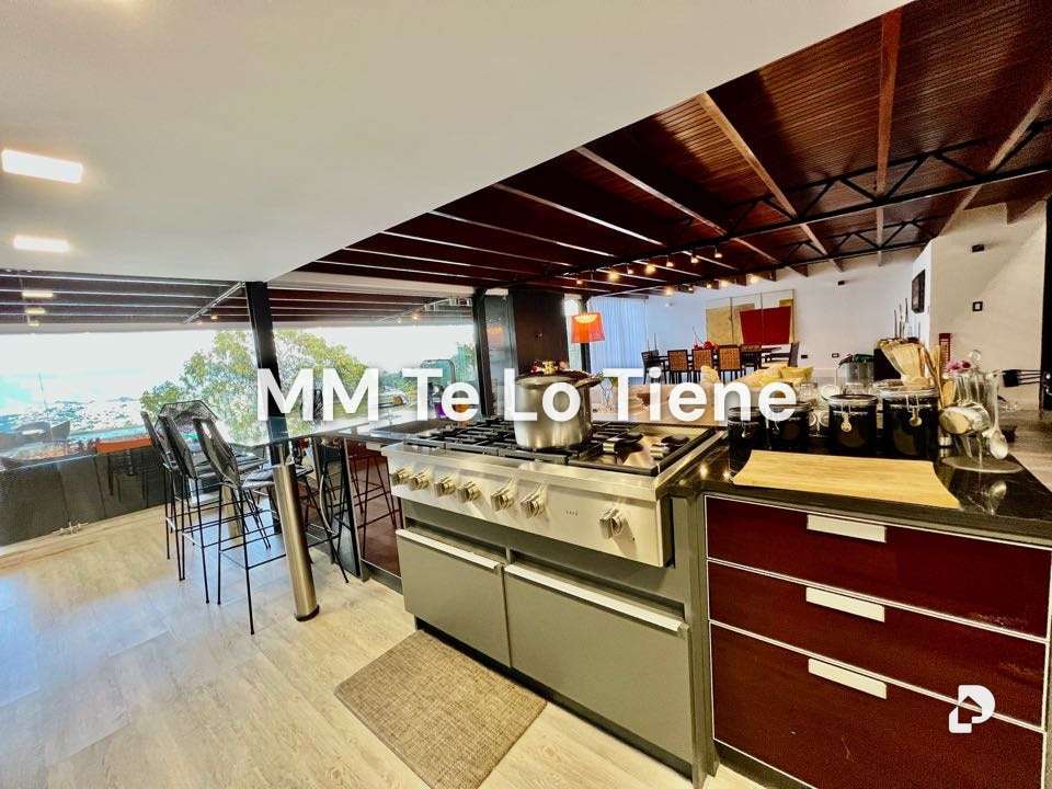 Casa en Alto Hatillo, Caracas – 13