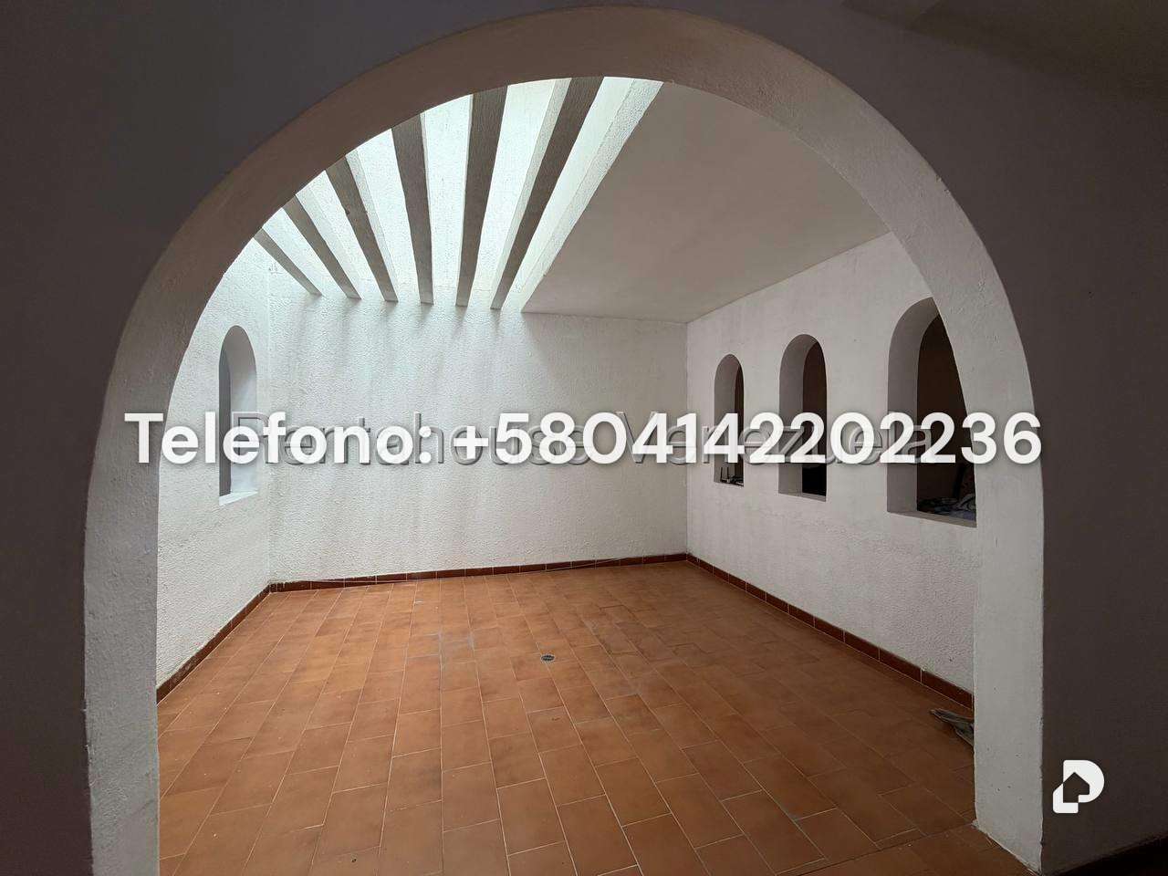 Casa en Colinas de Bello Monte, Caracas – 26