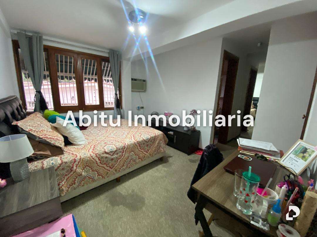 House in Colinas de Tamanaco, Caracas – 18