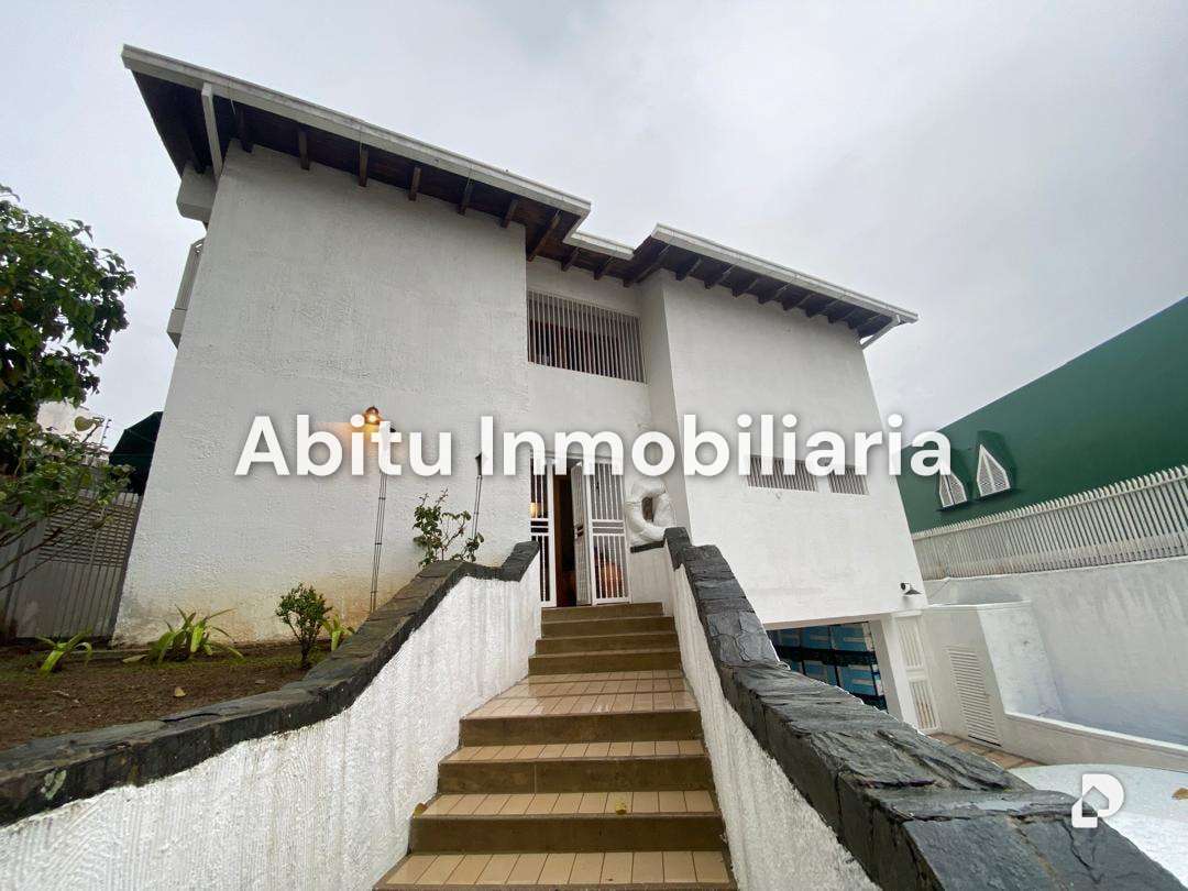 House in Colinas de Tamanaco, Caracas – 2