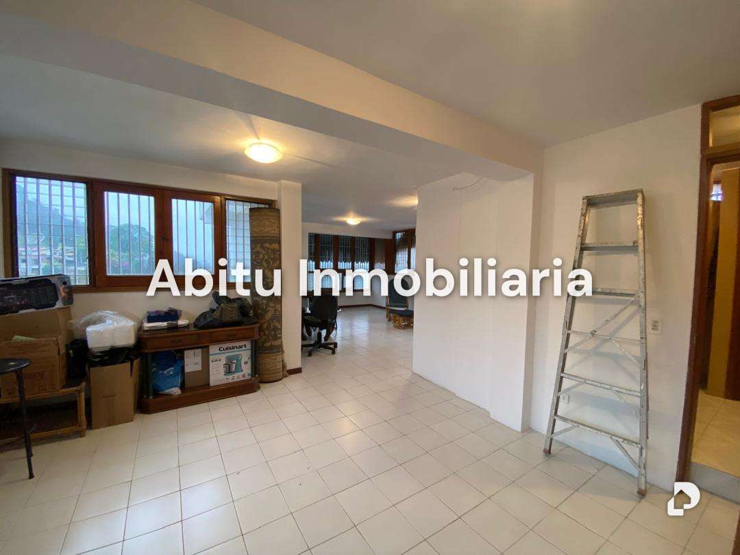 House in Colinas de Tamanaco, Caracas – 21