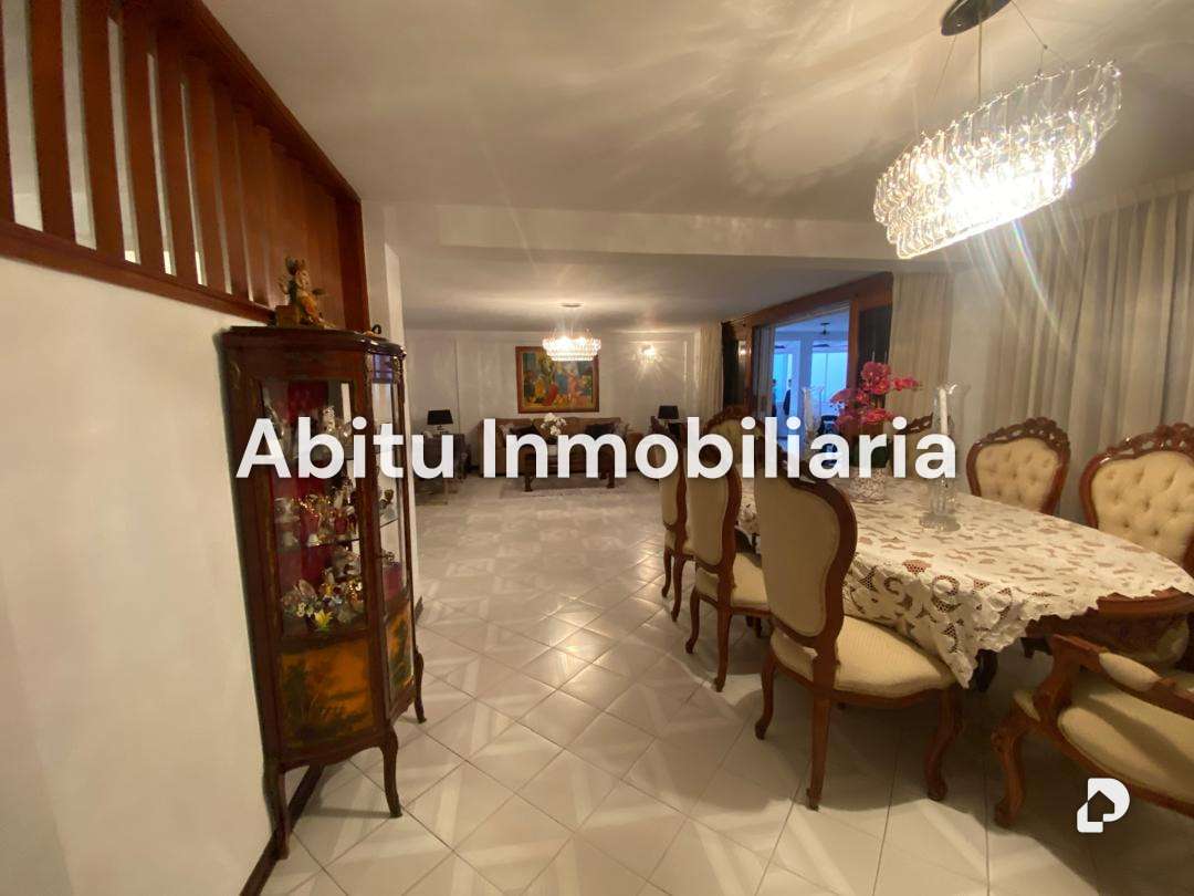 House in Colinas de Tamanaco, Caracas – 10