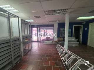 Galpón en Calle 70, Maracaibo – 17