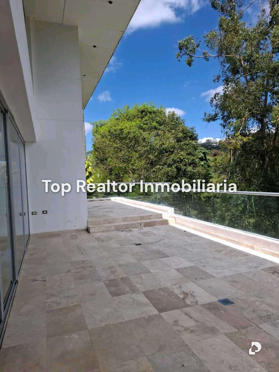Casa en La Lagunita, Caracas – 4