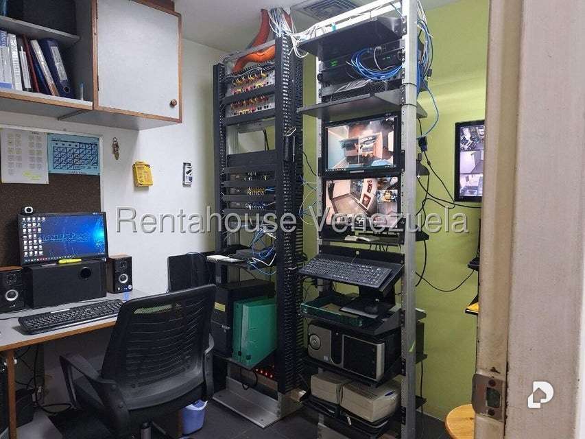 Office in Caracas, Baruta – 9