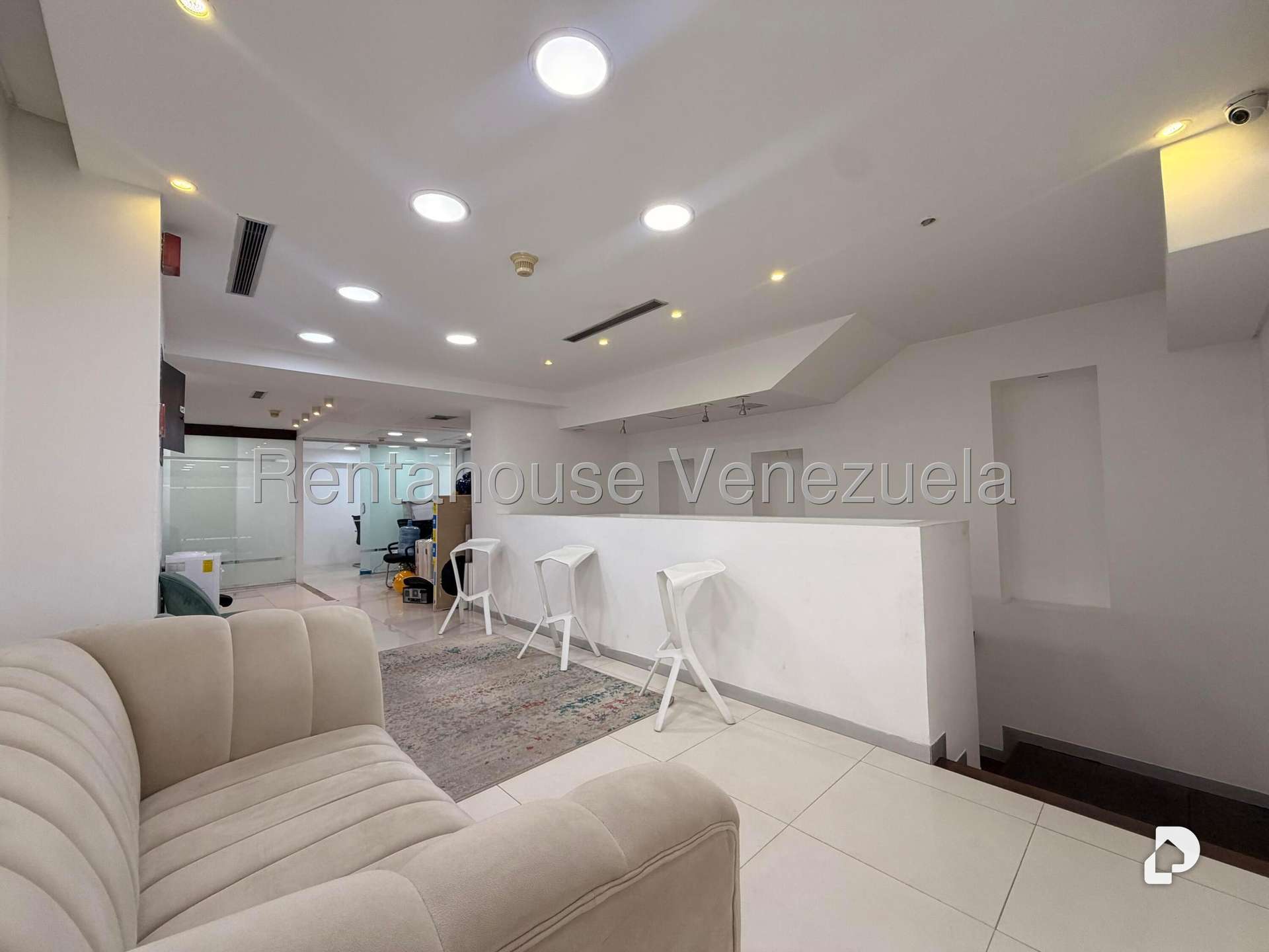 Local comercial en Las Mercedes, Caracas – 29