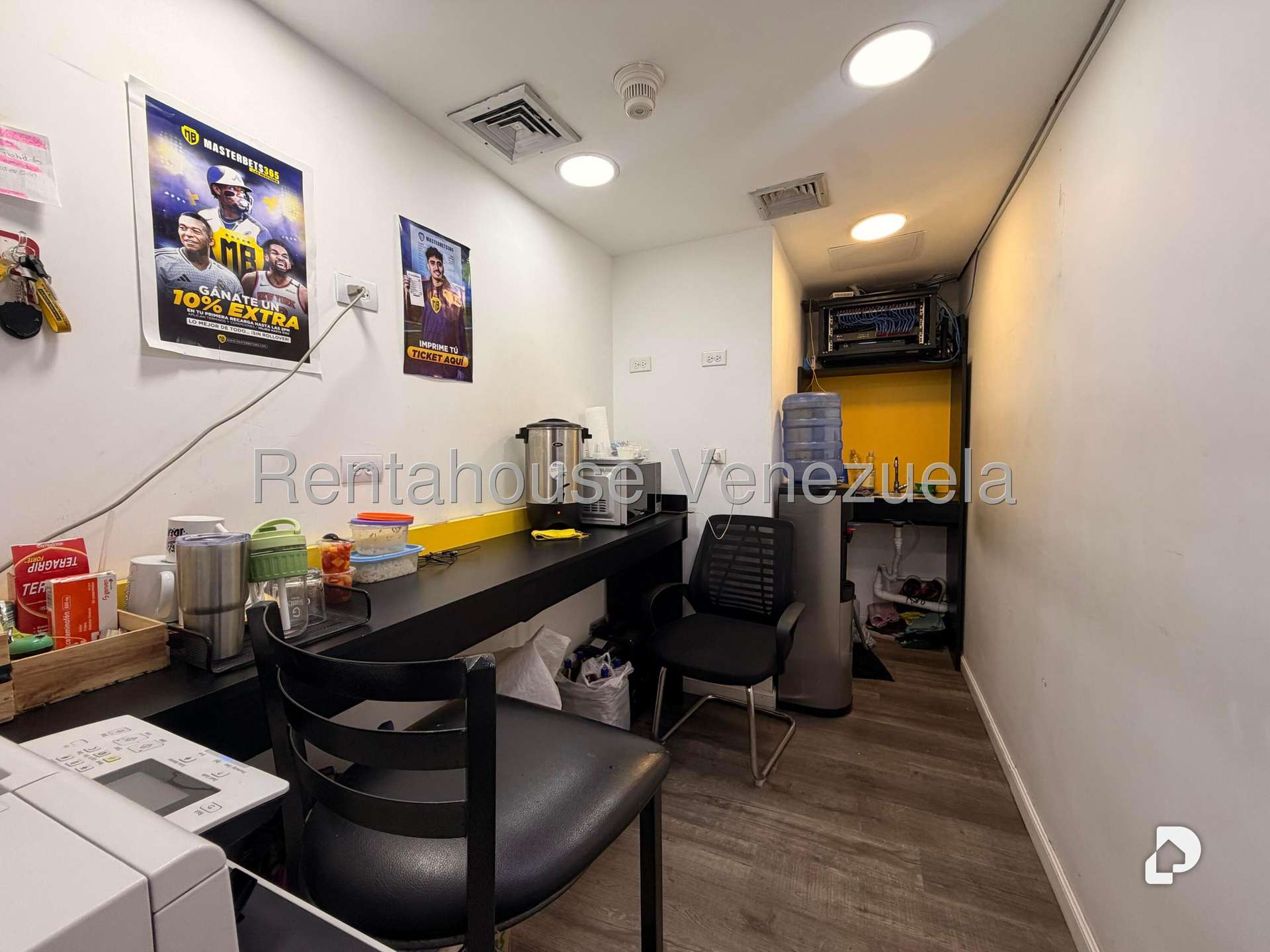 Local comercial en Las Mercedes, Caracas – 18