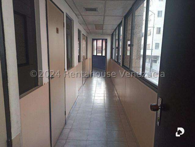 Edificio en Chacao, Caracas – 11