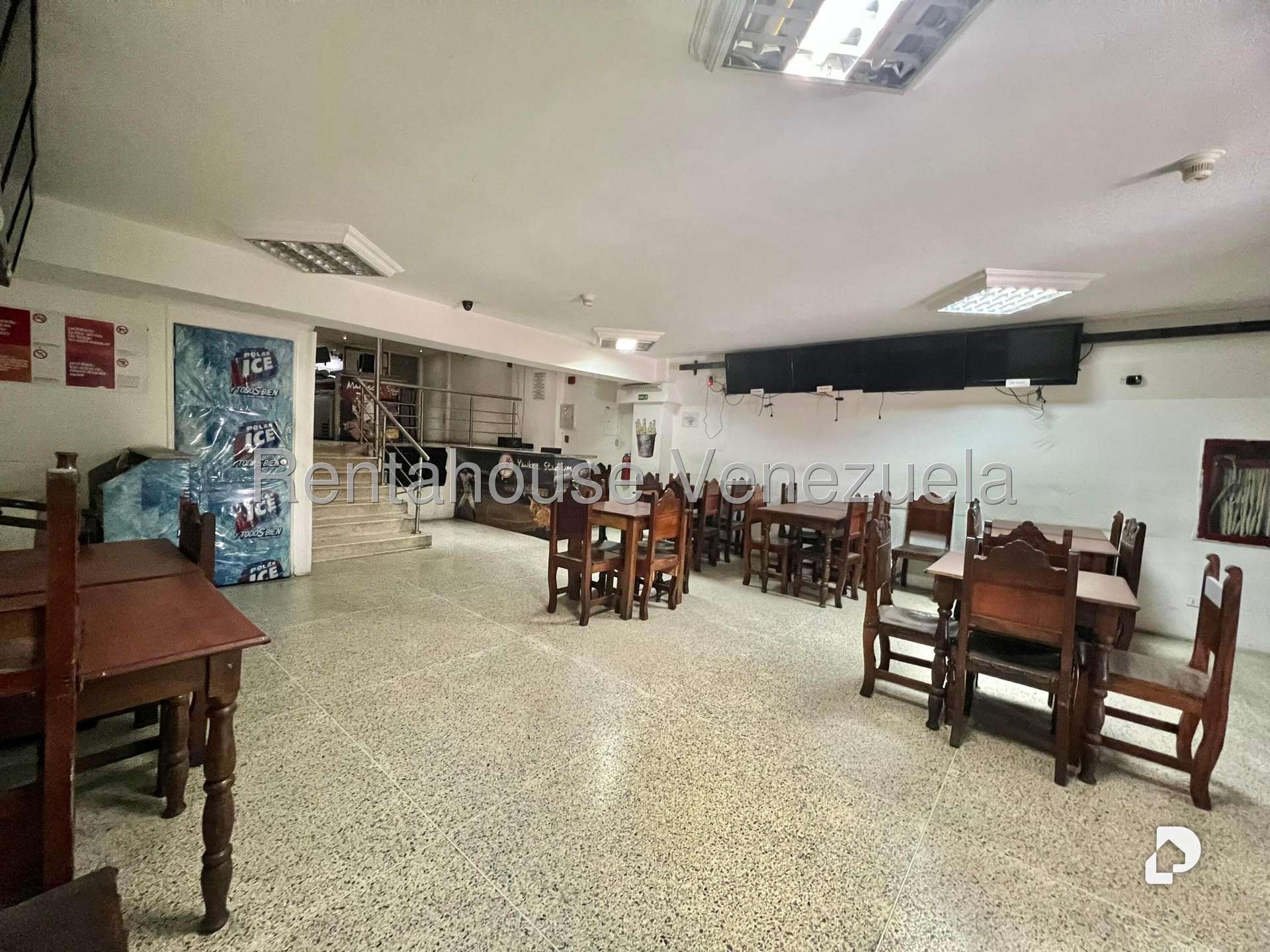 Local comercial en Parroquia La Candelaria, Caracas – 2