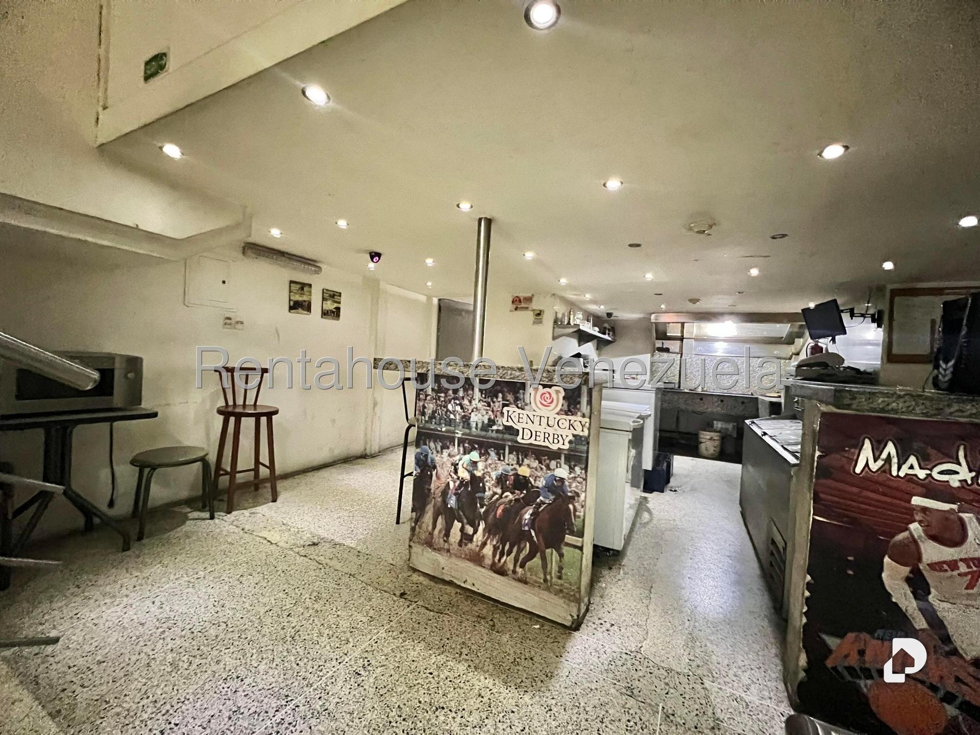 Local comercial en Parroquia La Candelaria, Caracas – 5
