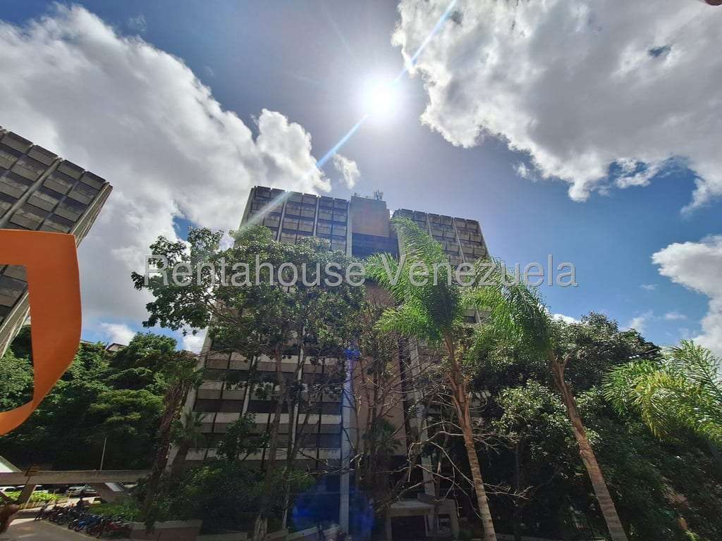 Office in Santa Paula, Caracas - 1