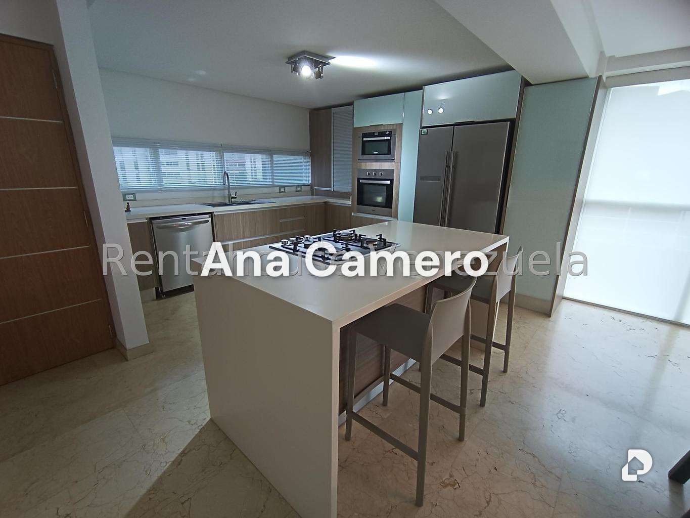 Apartamento en Los Naranjos de las Mercedes, Caracas – 18
