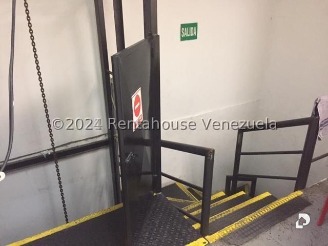 Local comercial en Parroquia Catedral, Caracas – 5