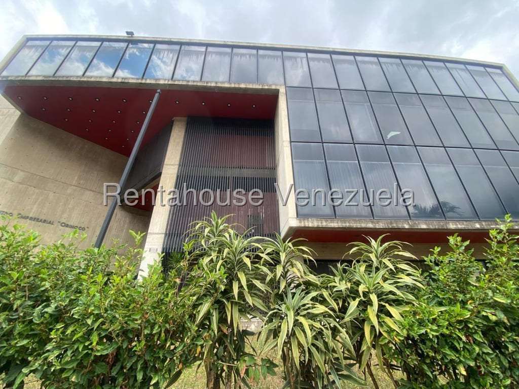 Office in La Urbina, Caracas - 1
