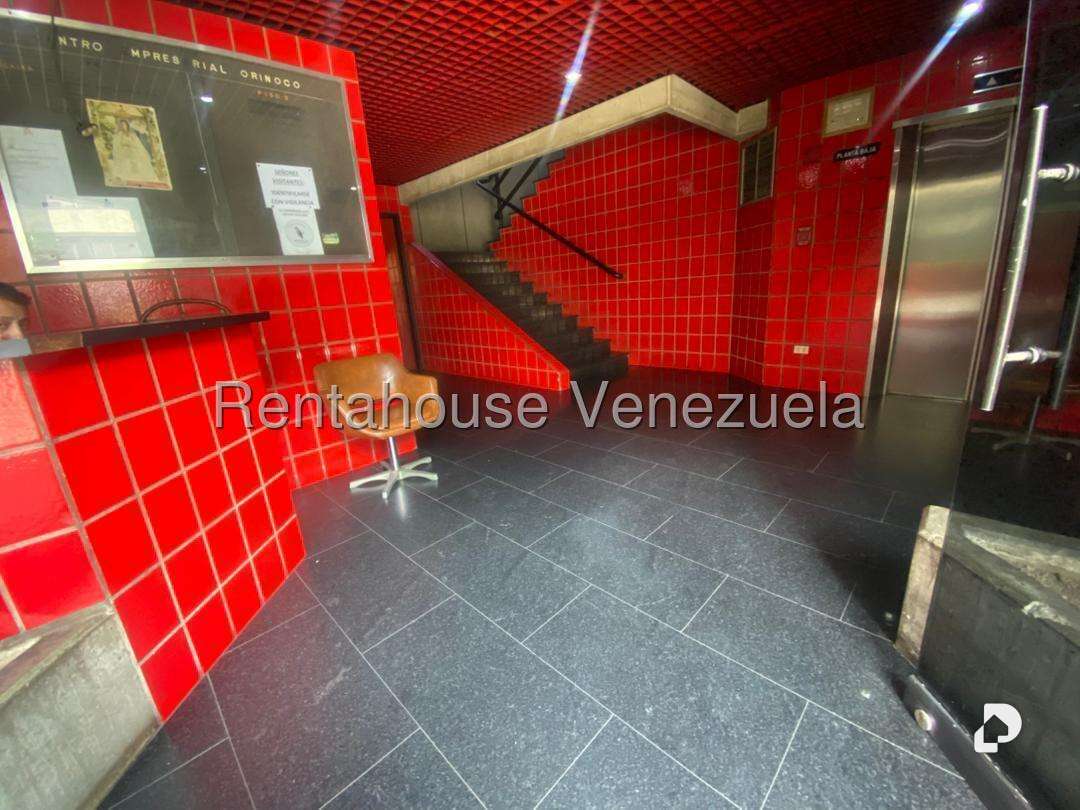 Oficina en La Urbina, Caracas – 5