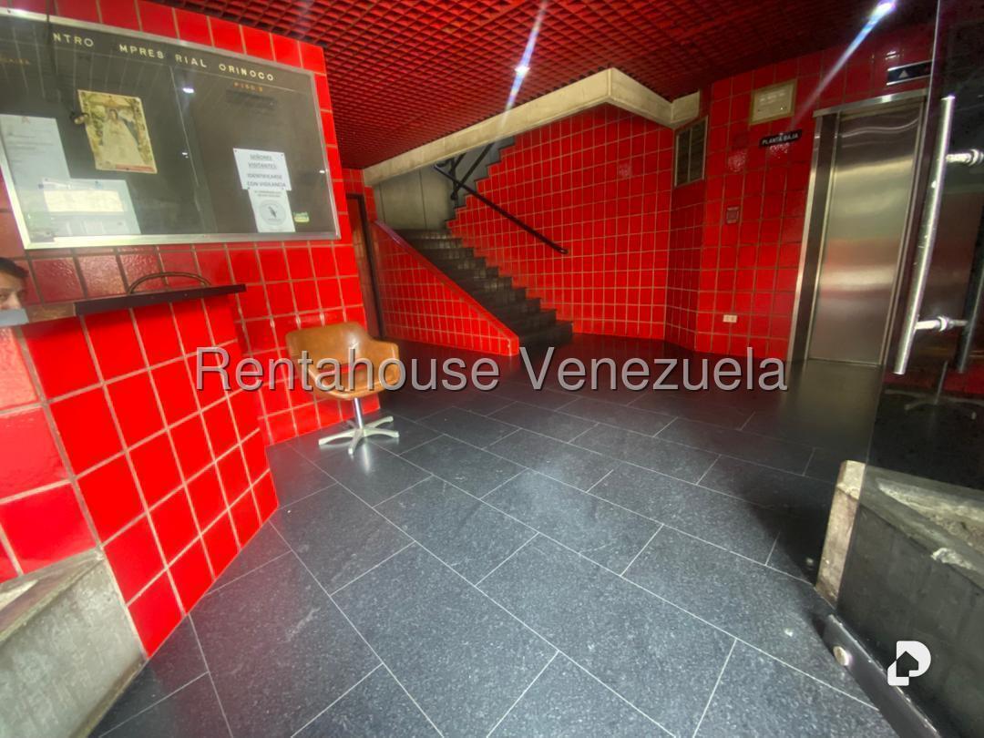 Oficina en La Urbina, Caracas – 5
