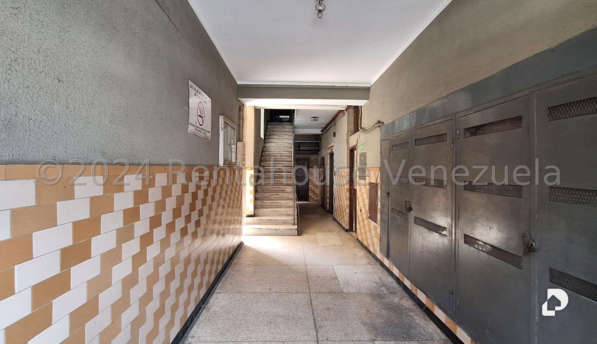 Local comercial en San Martín, Caracas – 17