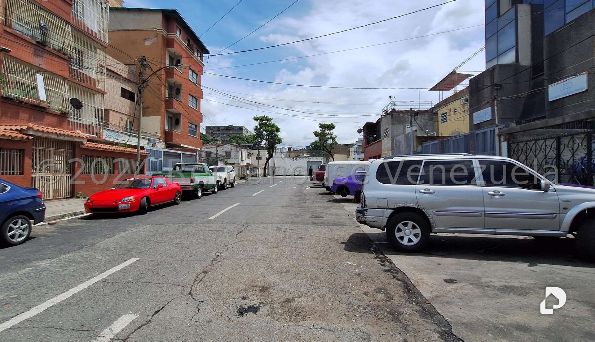 Local comercial en San Martín, Caracas – 18