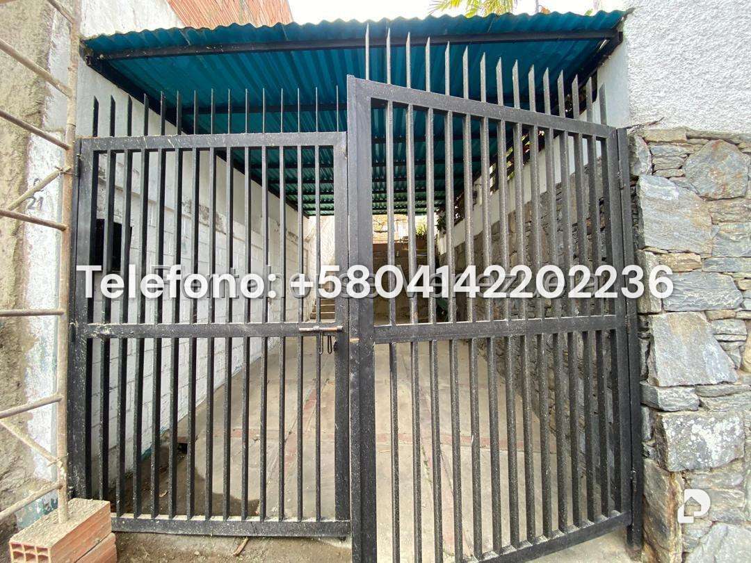Casa en Prados del Este, Caracas – 27