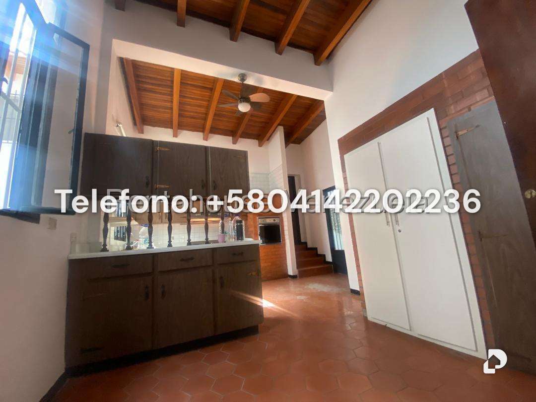 Casa en Prados del Este, Caracas – 14